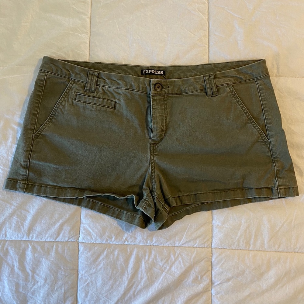 Express shorts